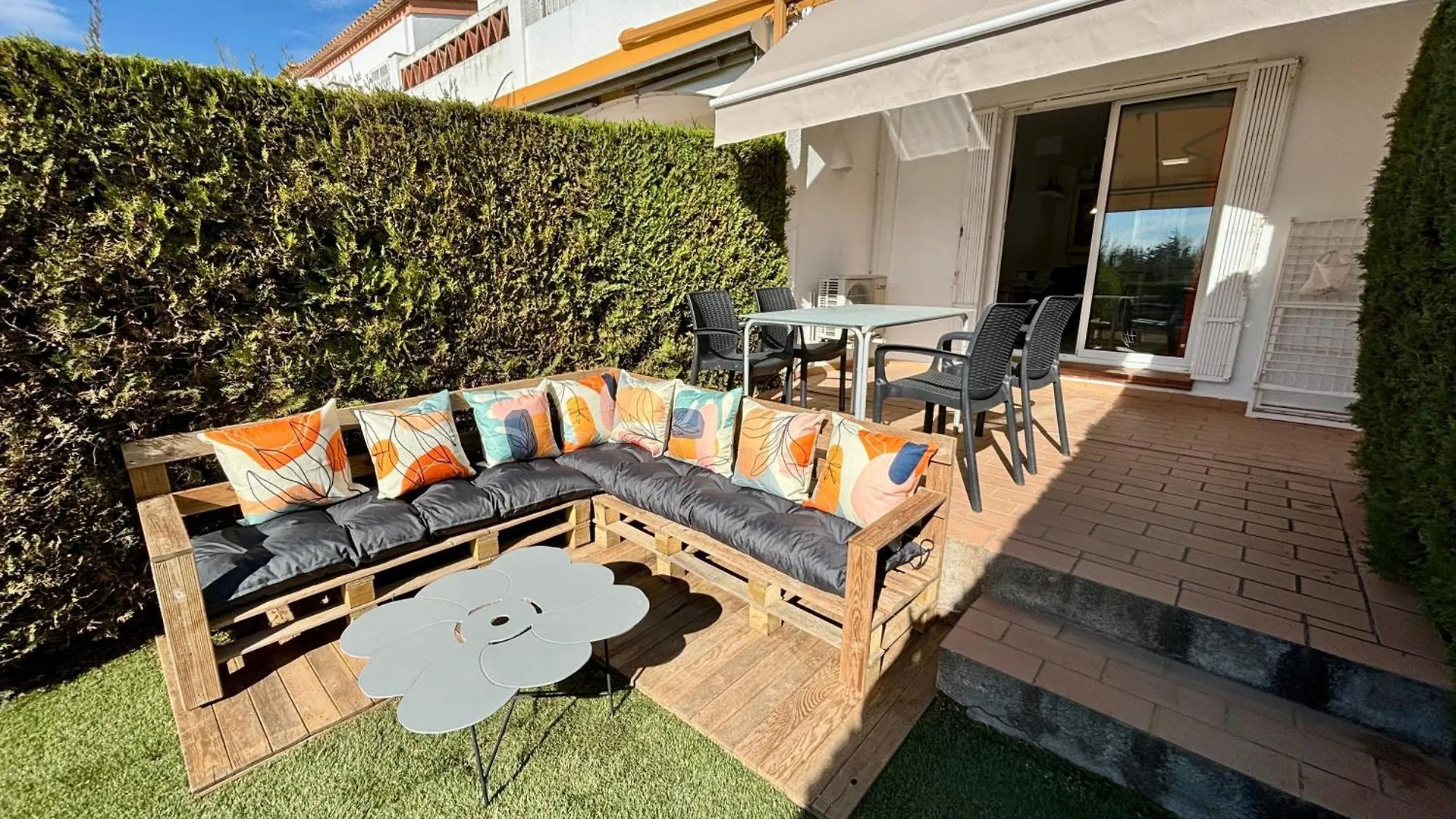 Feriehus Ferienhaus Casa Fluvia Mit Gemeinschaftspool Torroella de Montgrí Spanien